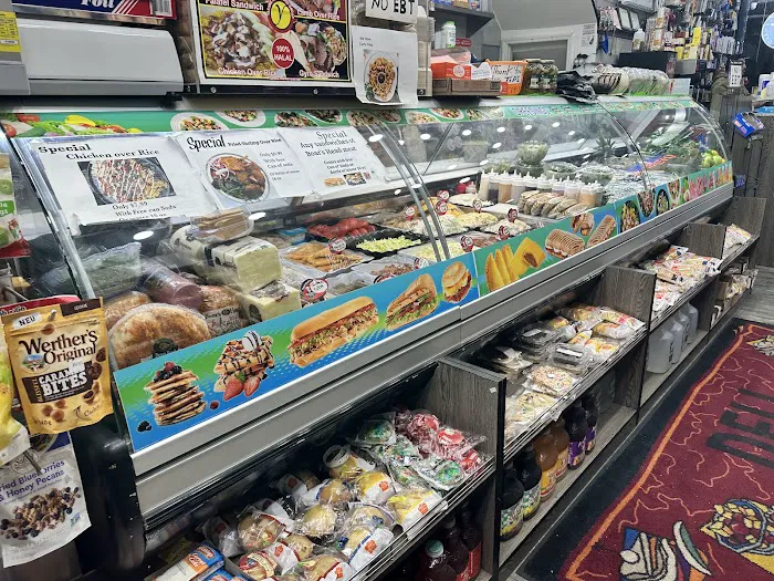Greenpoint Deli & Market Picture 5
