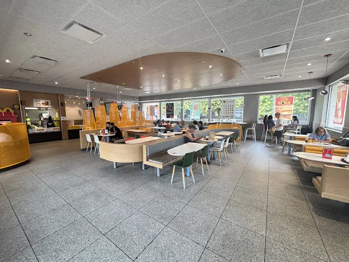 McDonald's Picture 4