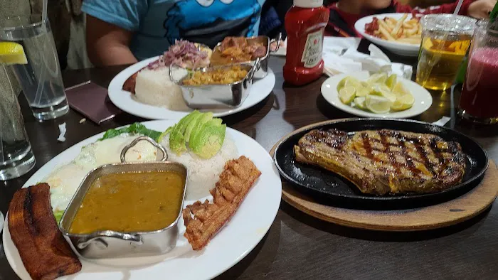 Tropical Restaurant 2 Picture 7