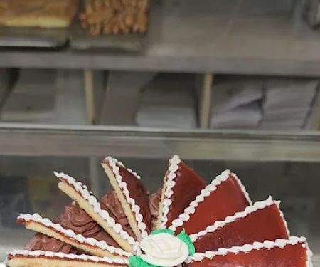 Nita's European Bakery
