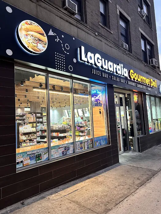 LaGuardia Gourmet Deli Picture 4
