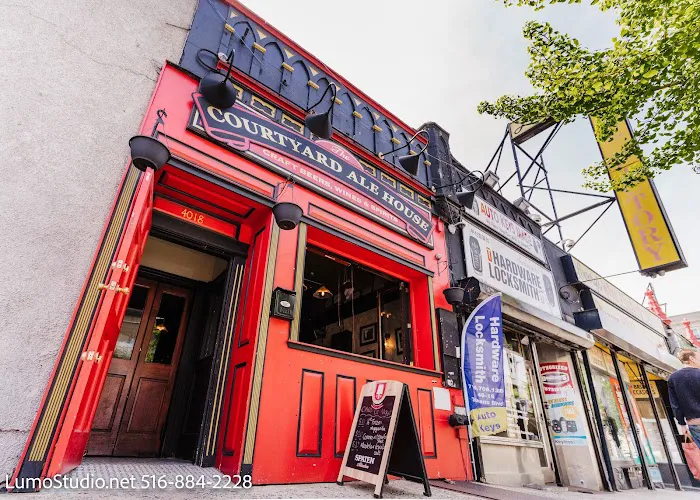 The Courtyard Ale House Picture 6