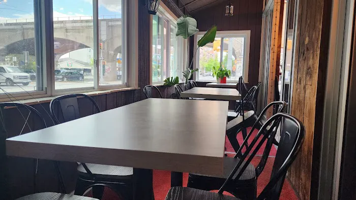 Bon Café et Restaurant Picture 10