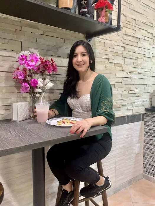 La Dolce Vita Crepes and Coffee Corp Picture 8