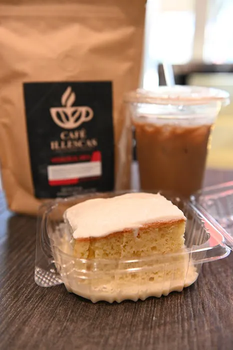 La Dolce Vita Crepes and Coffee Corp Picture 7