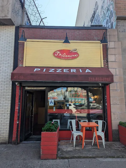 Philomena's Pizza Picture 1