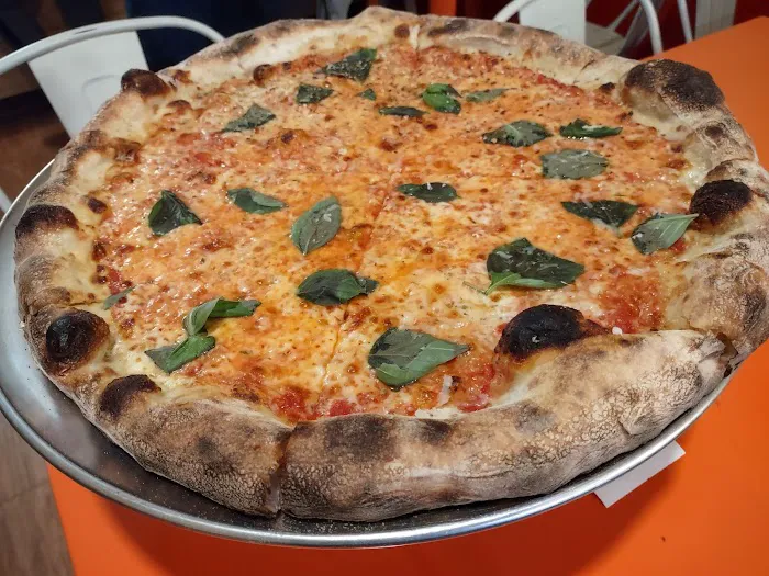 Philomena's Pizza Picture 4