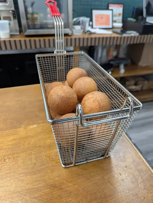 Greenpoint Café & Bakery Picture 6