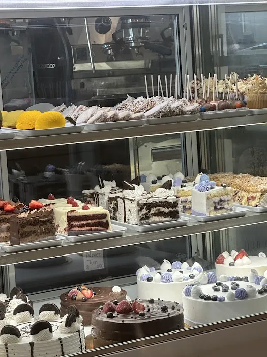 Paris Oven Bakery Picture 5