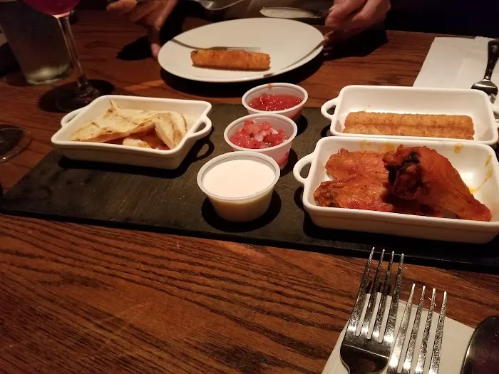 UNO Pizzeria & Grill Picture 5