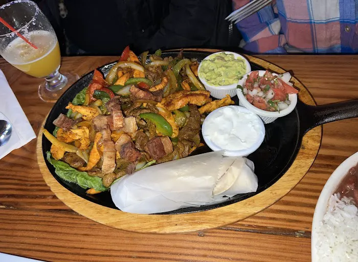 La Choza Del Gordo Restaurant Picture 6