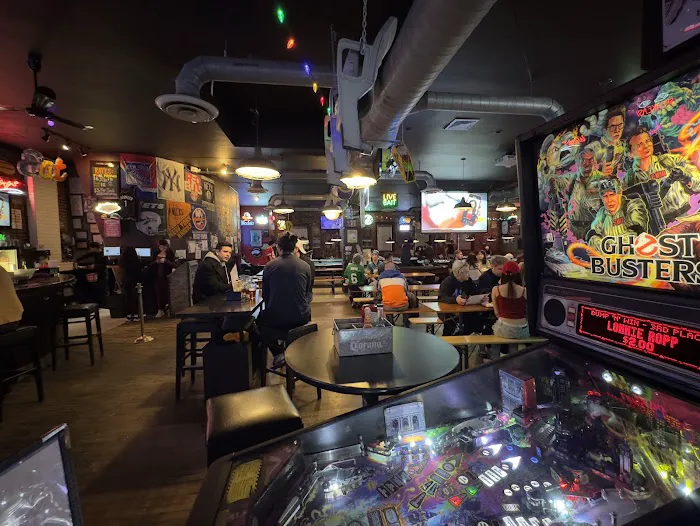 Break Bar And Billiards Picture 4