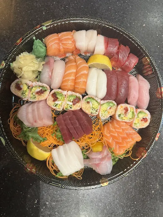 Junko Sushi Picture 3
