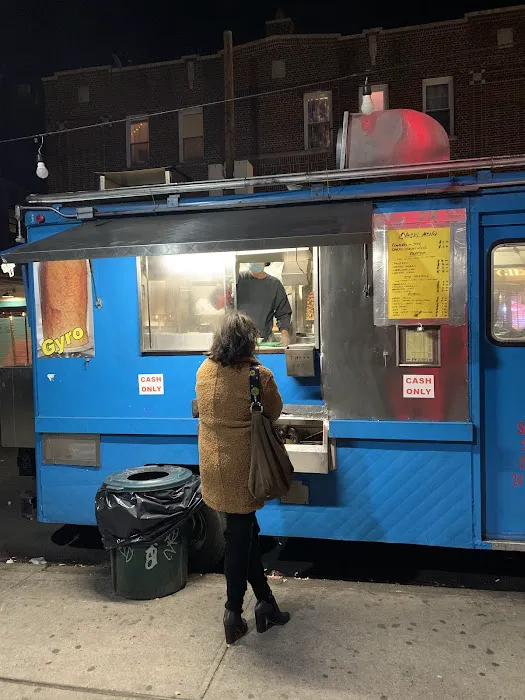 Manol’s Gyro Picture 1