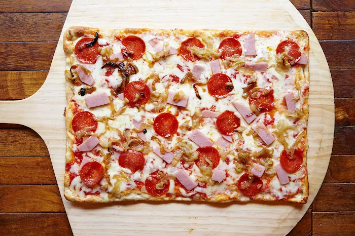 Champion Pizza - Astoria Picture 5