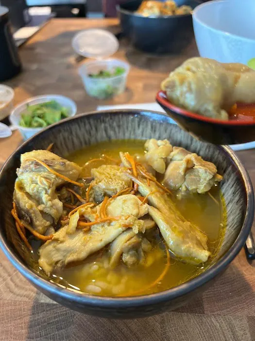 Hot Pot House（亨记花胶鸡火锅） Picture 5