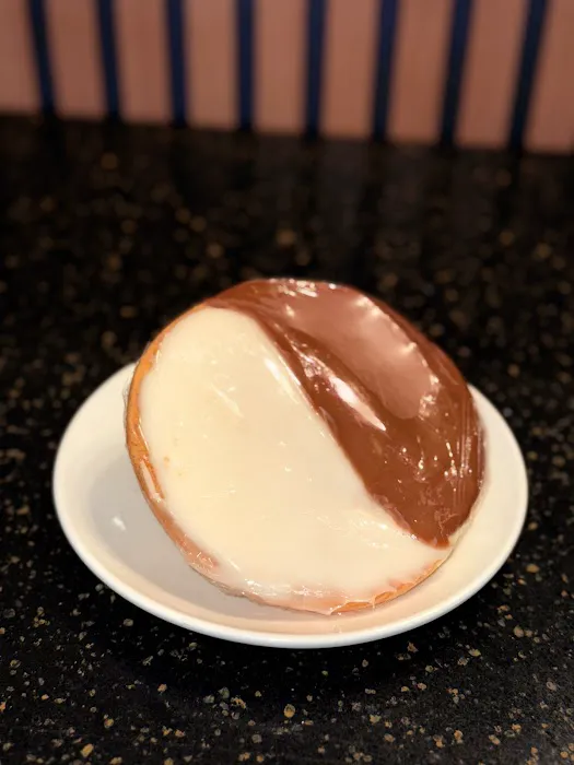 Sherlyn's Bakery Picture 4