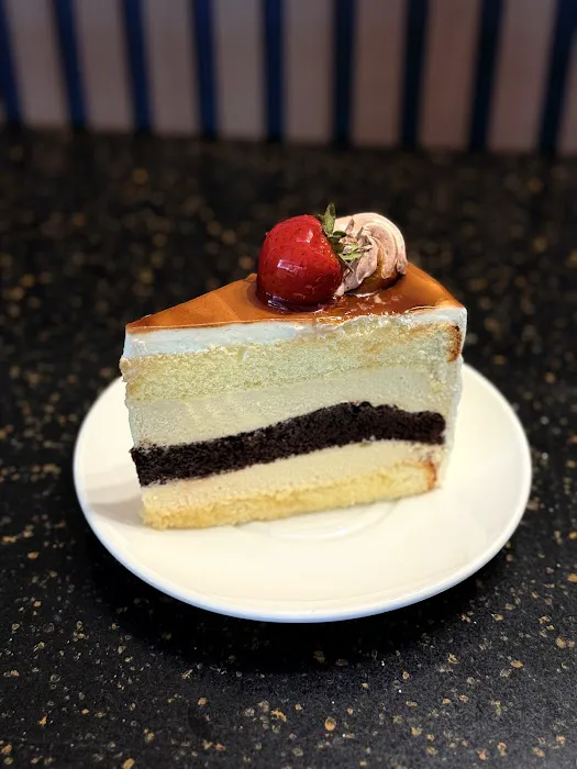 Sherlyn's Bakery Picture 3