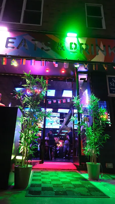 3308 Eats N Drinks Picture 8