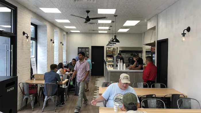 Dino's Pizzeria Picture 2