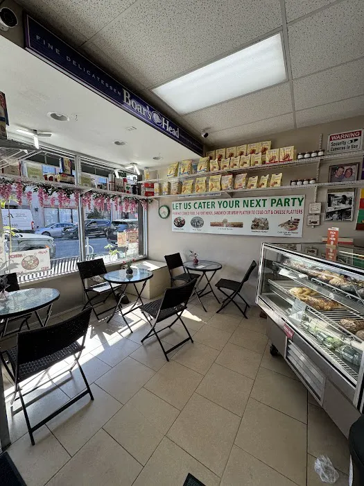D & F Italian Deli Picture 2
