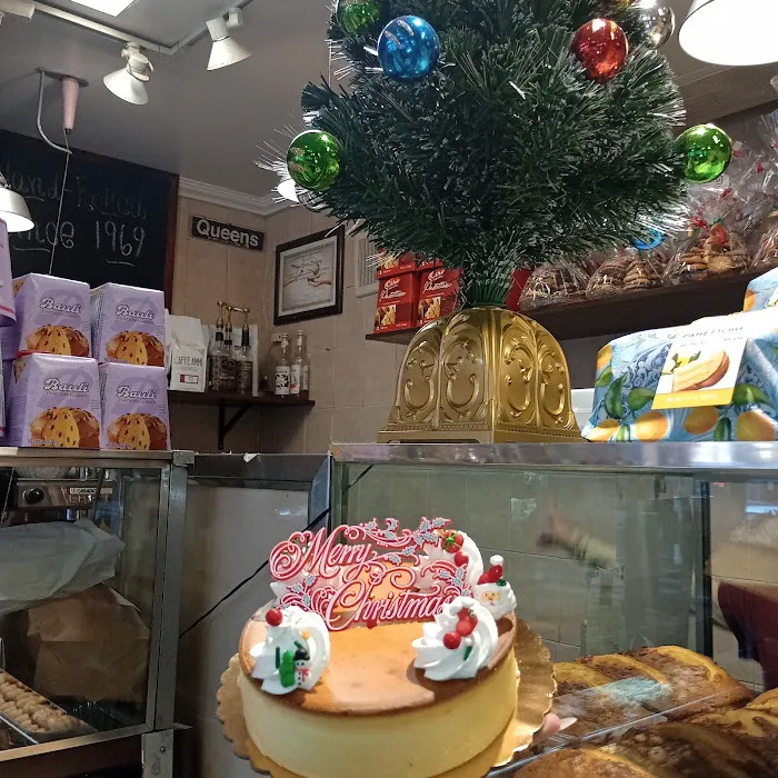 Parisi Bakery Picture 3