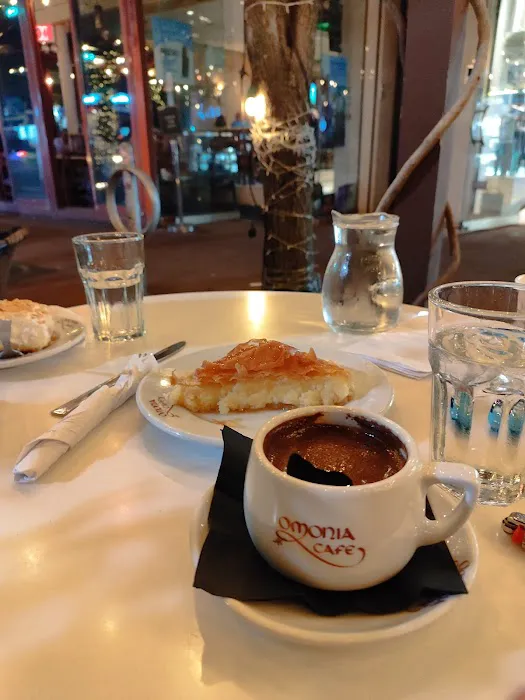 Omonia Cafe Picture 8