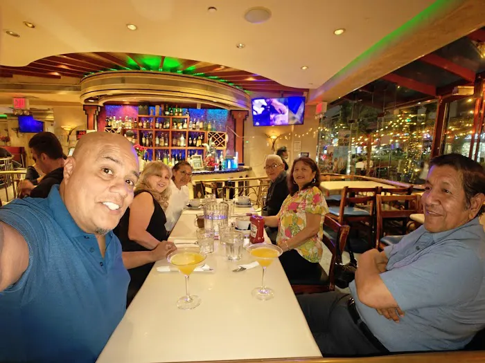 Omonia Cafe Picture 5