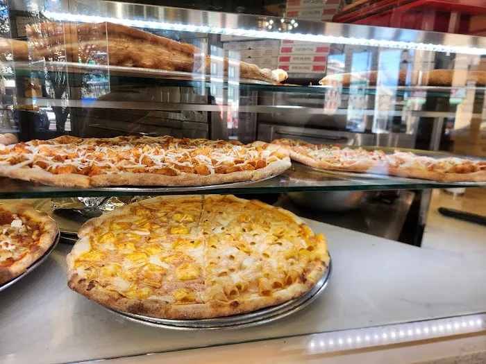 Rosa's Pizza Picture 3