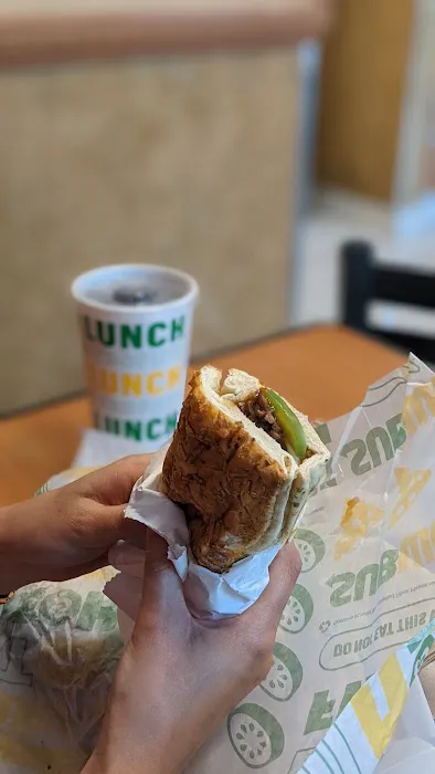 Subway Picture 5