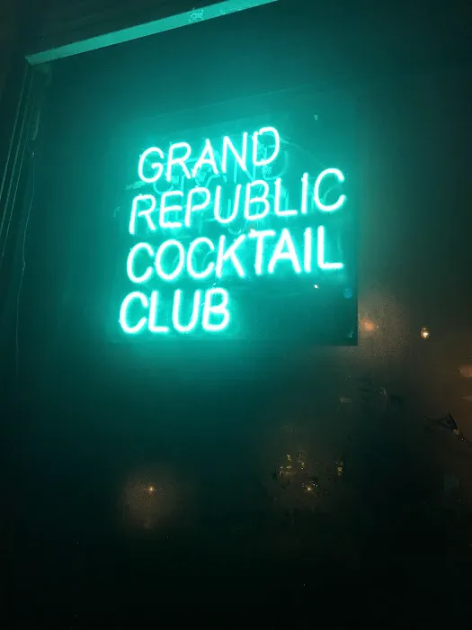 Grand Republic Cocktail Club Picture 6