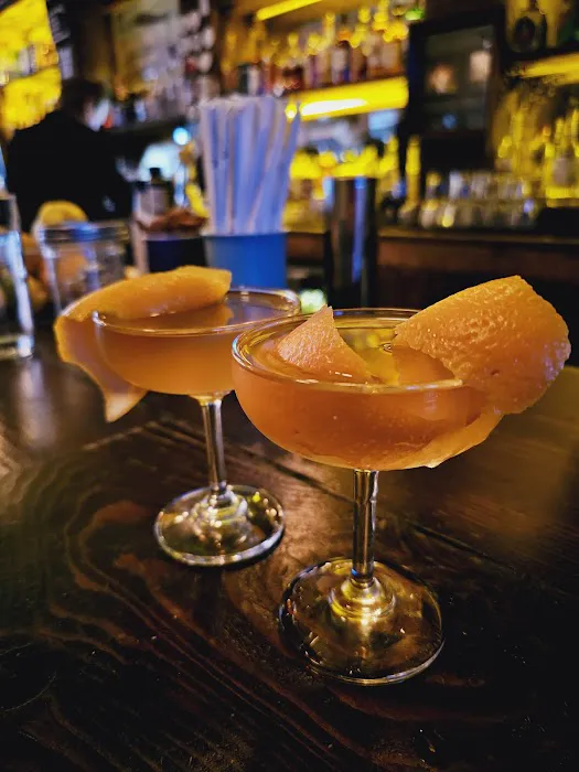 Grand Republic Cocktail Club Picture 3