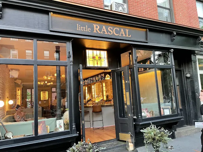 Little Rascal Bar Picture 4