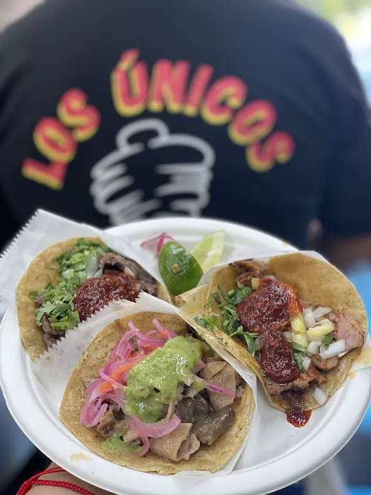 Los Únicos Taqueria Picture 9