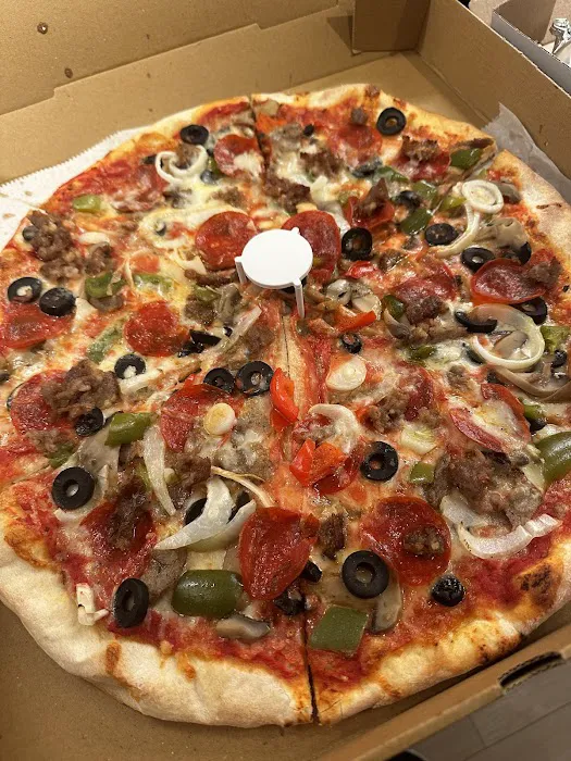 S & S Calabro Pizzeria Picture 5