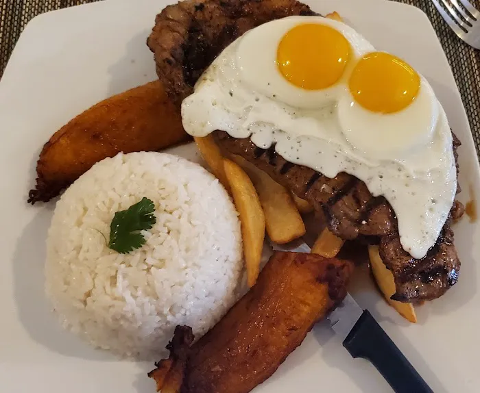 Don Pollo Astoria Picture 7