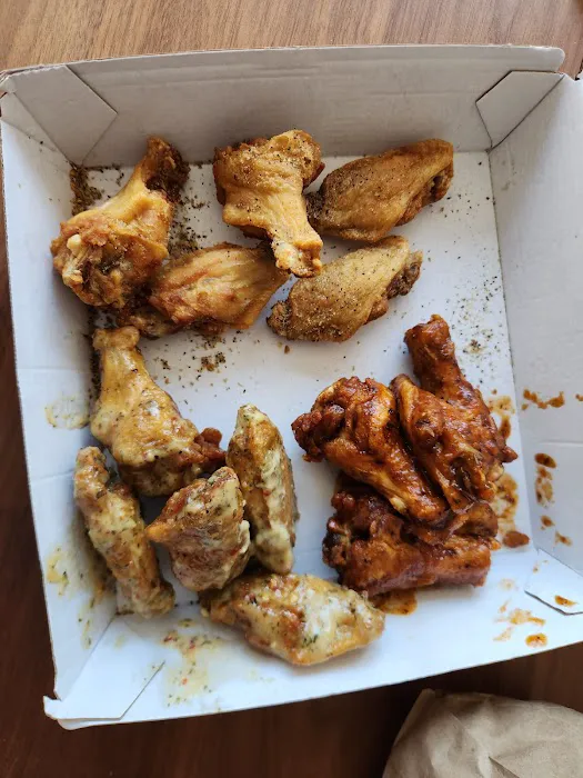 Buffalo Wild Wings 'GO' Picture 8