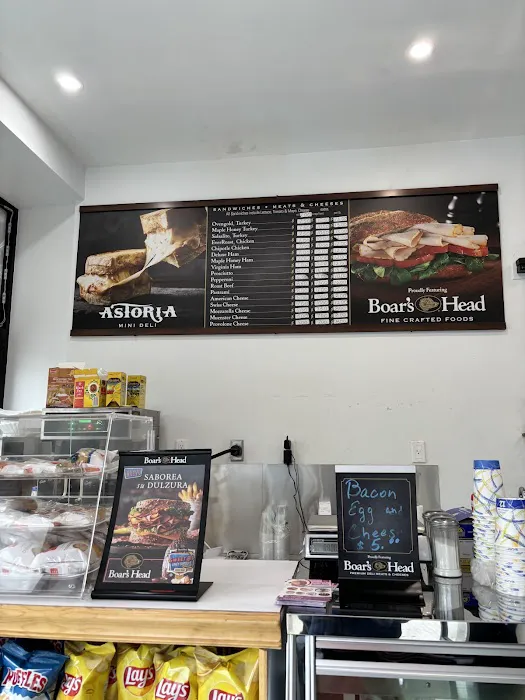Astoria Mini Deli Picture 1