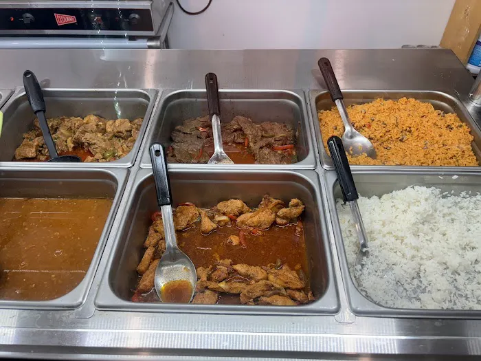 Astoria Mini Deli Picture 9