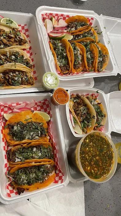 El Jefe Food Truck Picture 7
