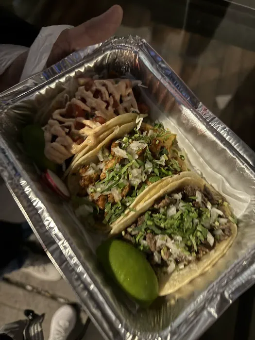 El Jefe Food Truck Picture 8