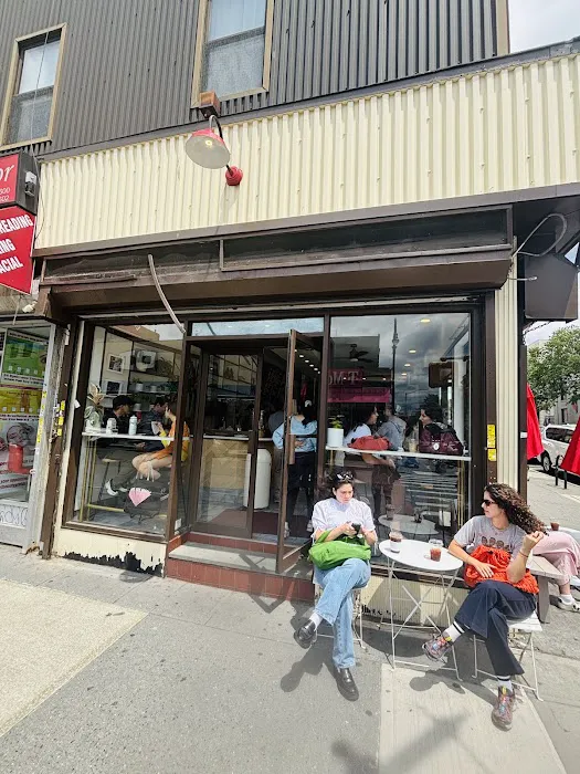 Paloma Coffee & Bakery, Greenpoint Picture 1