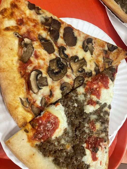 Russ Pizza Picture 4