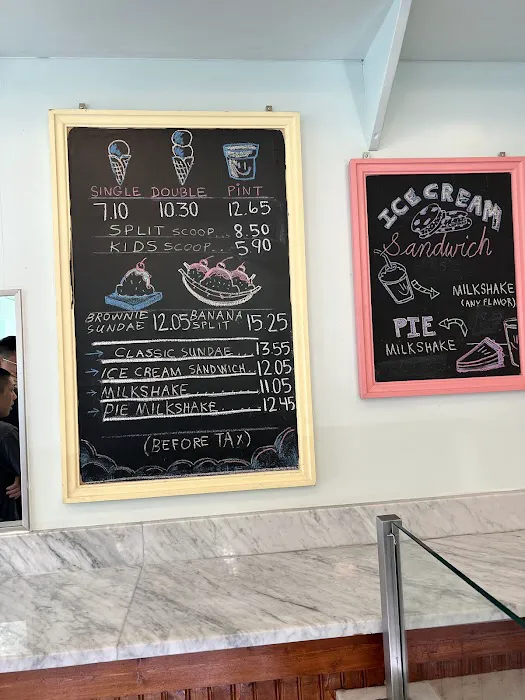 Davey's Ice Cream Picture 7