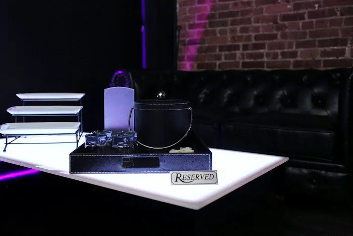 Lambda Lounge Picture 1