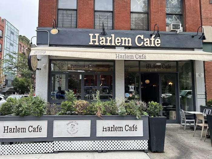 Harlem Cafe Picture 10