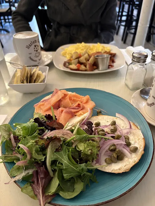 Harlem Cafe Picture 2