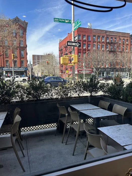 Harlem Cafe Picture 9