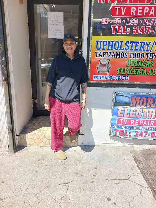 Familia Nuez Deli Corp Picture 2