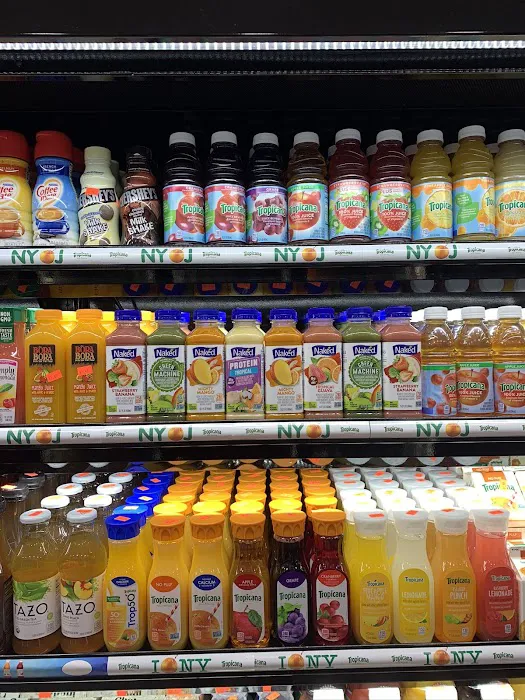 NYC ORGANIC DELI Picture 6